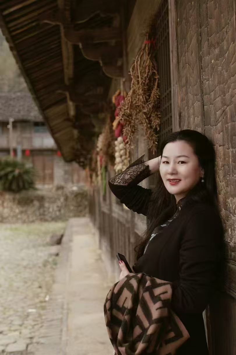 余丽辉